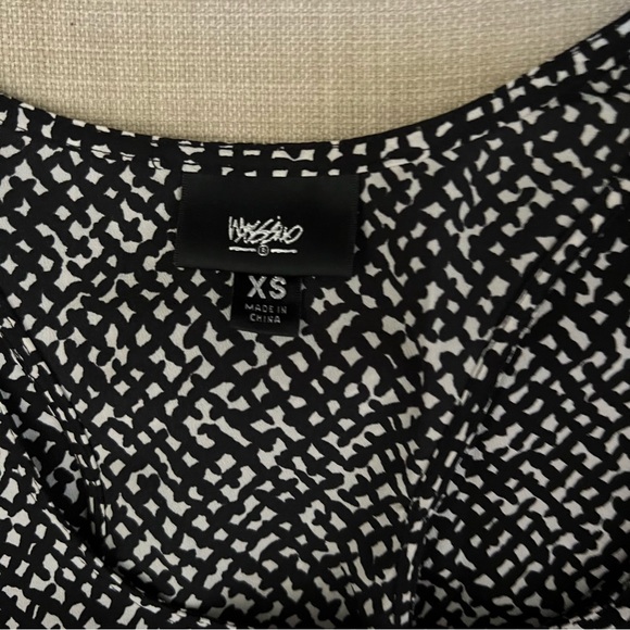 Mossimo, Women’s Sleeveless, Scoop Neck, Muscle Back, Tank, XS - Picture 2 of 2